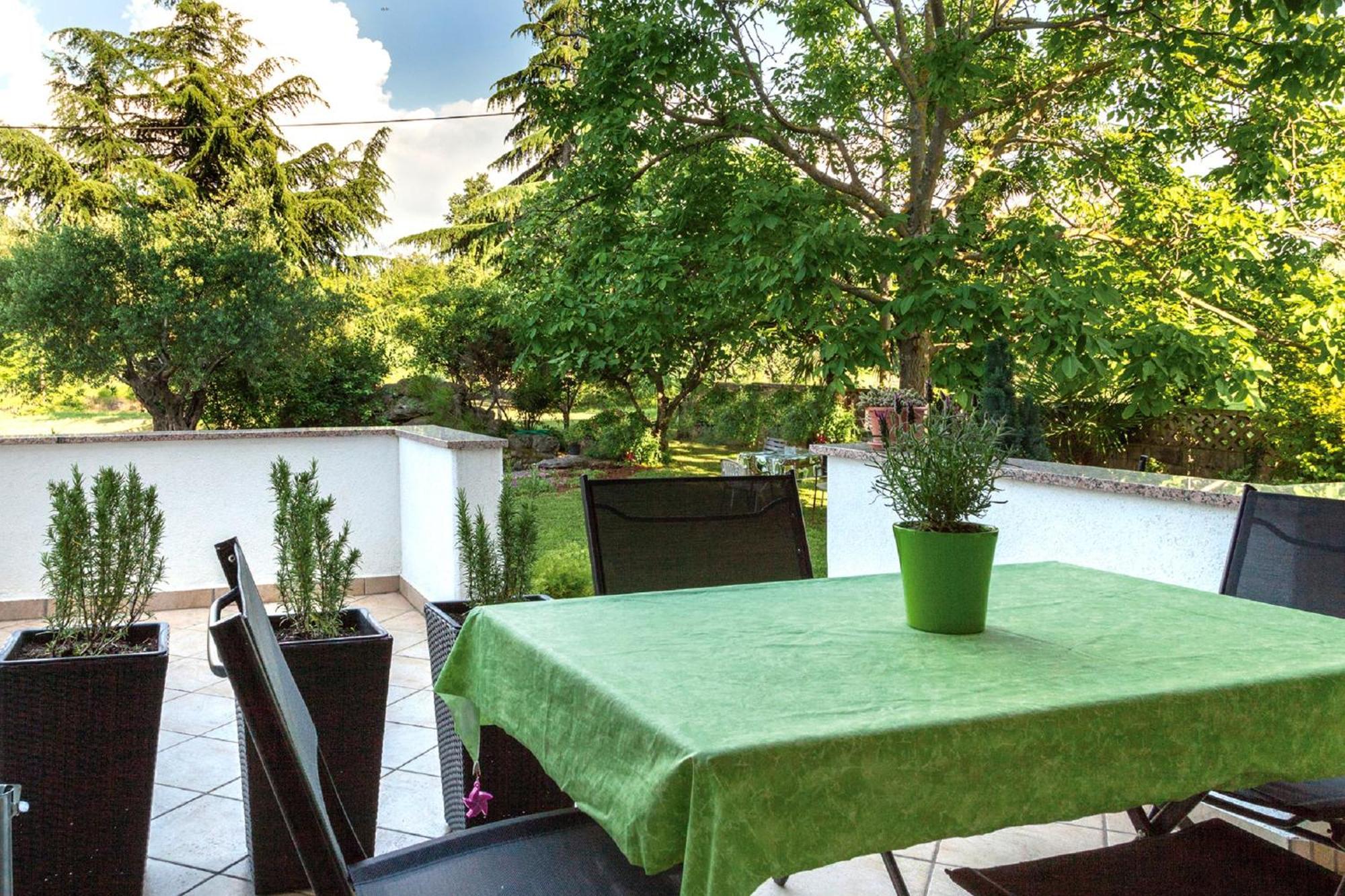 Casa Mareva Hotel Porec Exterior photo